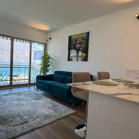 Renove, Vue Lac, Parking Privatif - Fr-1-555-130 Apartment *